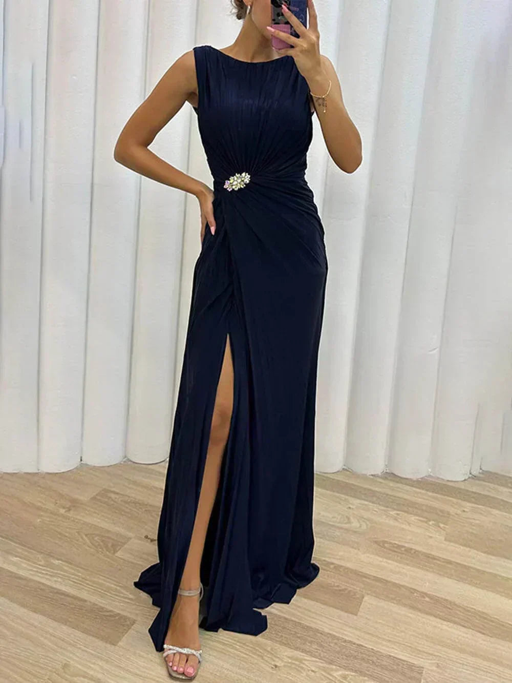 Davina - Robe de soirée longue plissée
