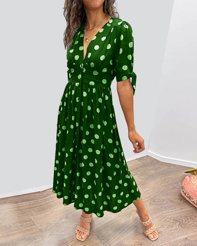 Mia™ - Robe à pois avec décolleté en V profond