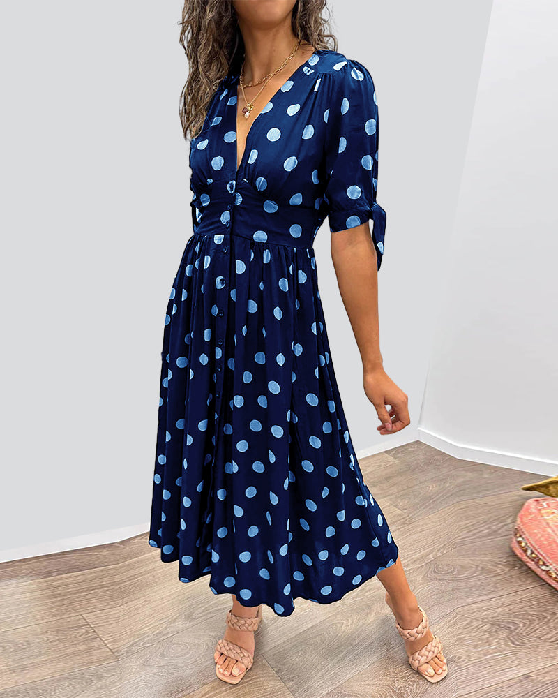 Mia™ - Robe à pois avec décolleté en V profond