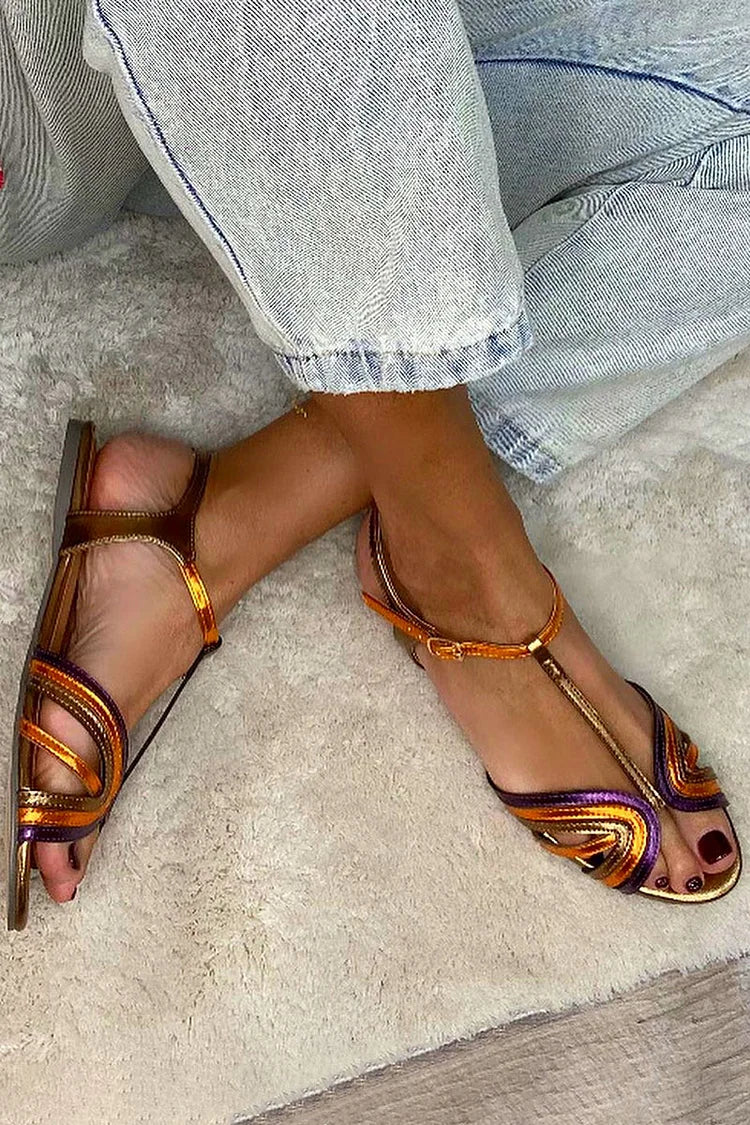 NERINA | Sandales plates multibrins avec des détails métalliques élégants
