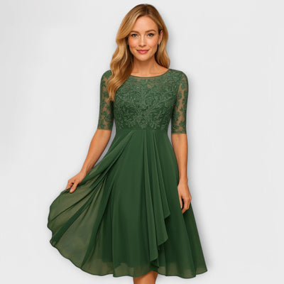 Martyna – Robe Longue avec Dos Nu et Style Naturel