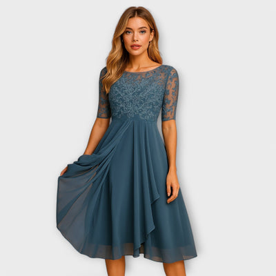 Martyna – Robe Longue avec Dos Nu et Style Naturel