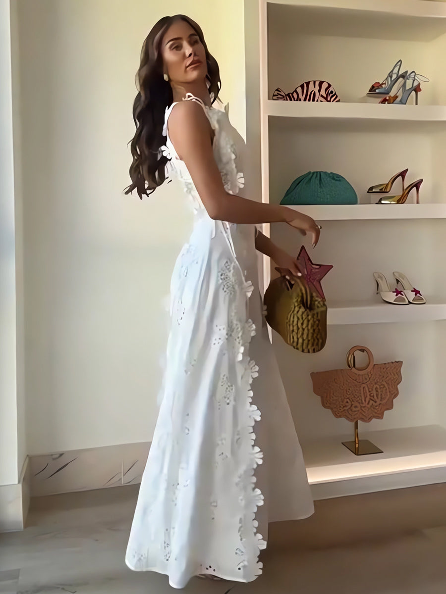 Éliora – Robe longue avec bretelles nouées et motif floral en dentelle