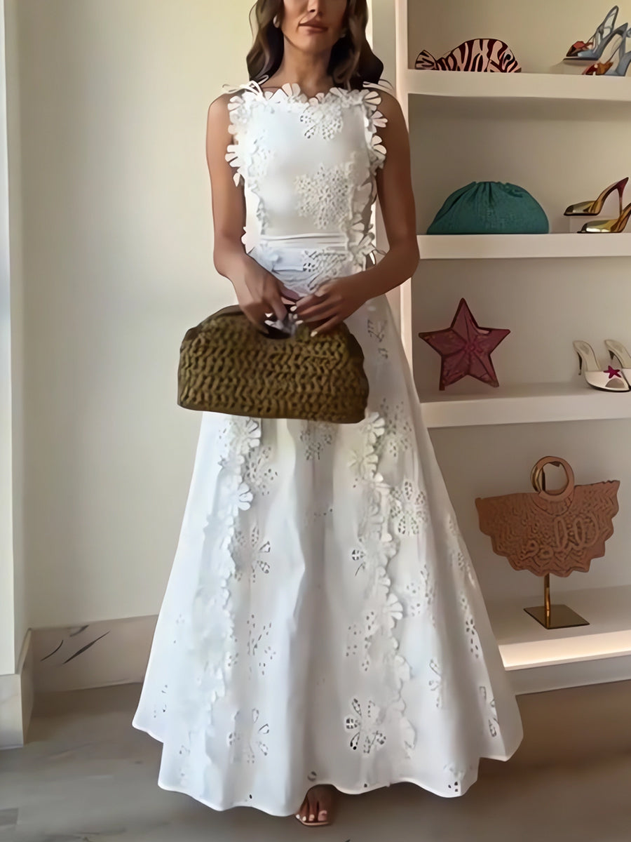 Éliora – Robe longue avec bretelles nouées et motif floral en dentelle