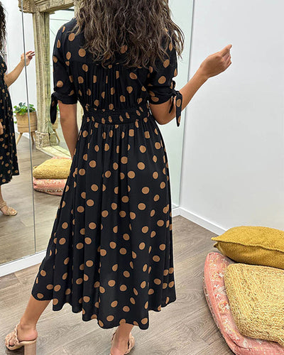 Mia™ - Robe à pois avec décolleté en V profond