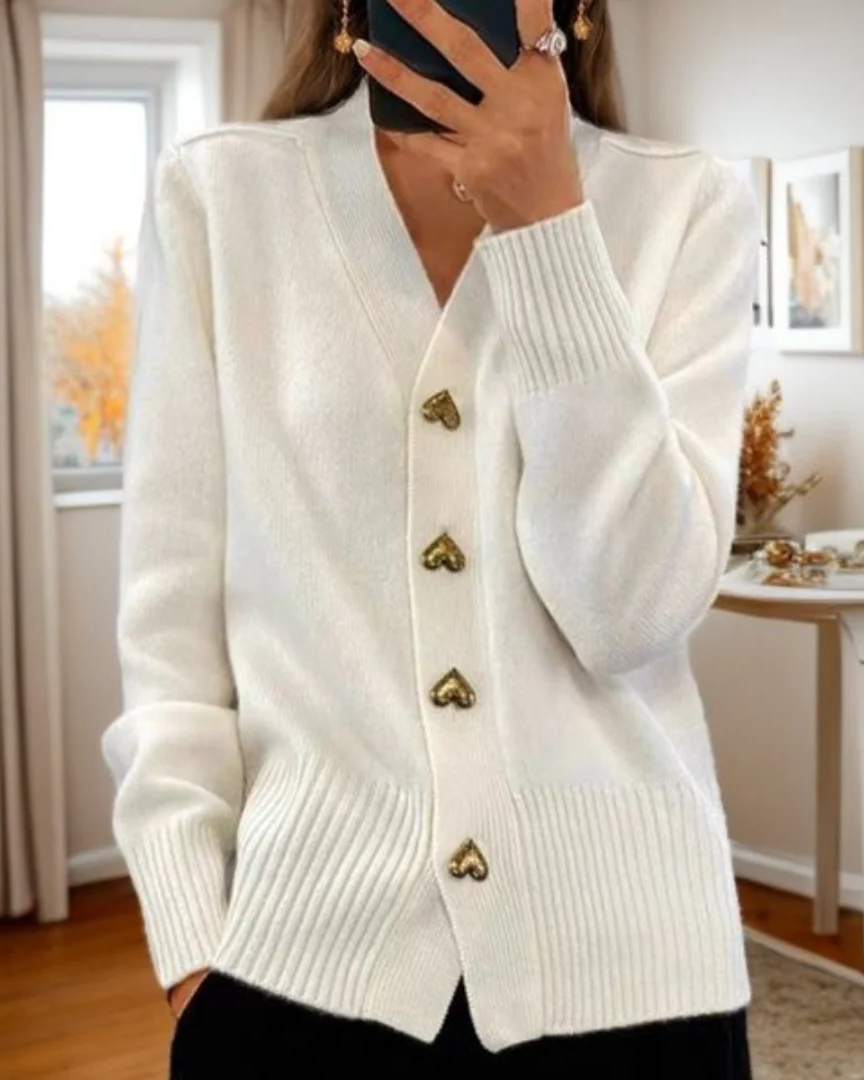 Chasie | Cardigan Élégant à Boutons en Forme de Cœur