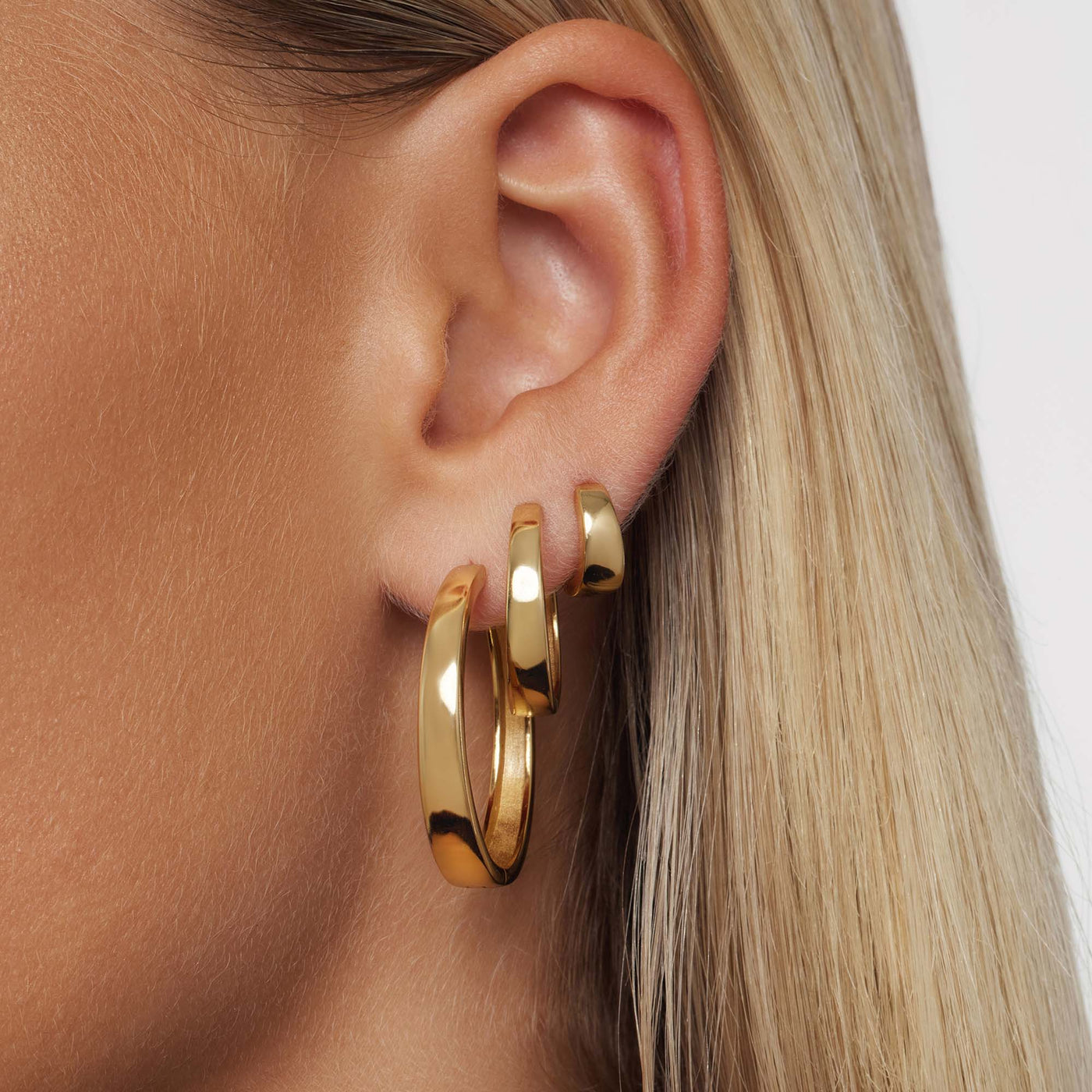 Boucles d'oreilles créoles Gia Statement | Or