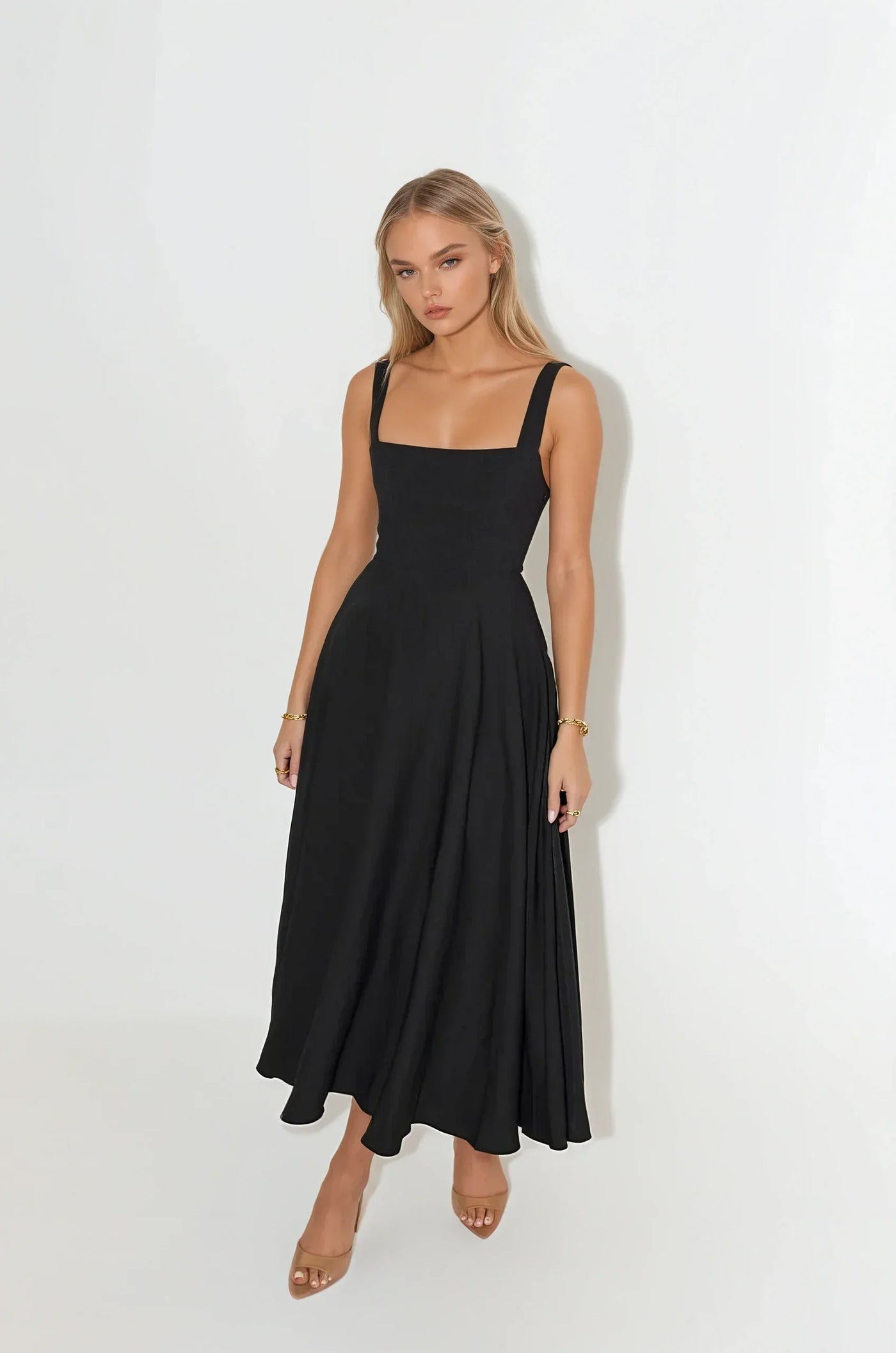 Mina - Robe longue à bretelles ajustables