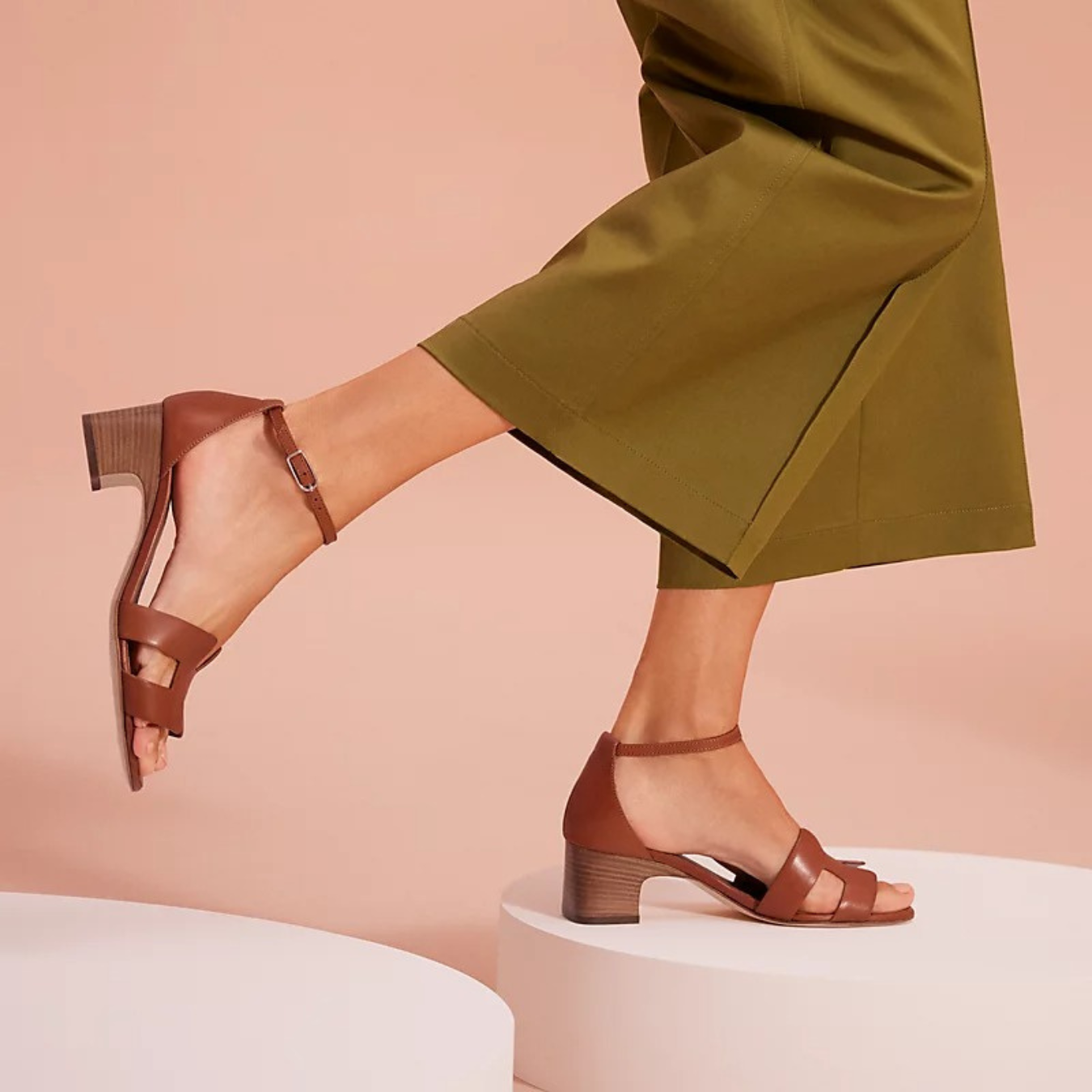 CHLOÉ | SANDALS ÉLÉGANTS