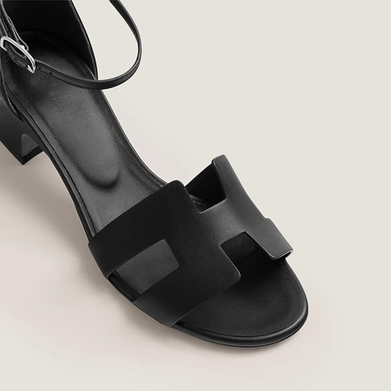 CHLOÉ | SANDALS ÉLÉGANTS