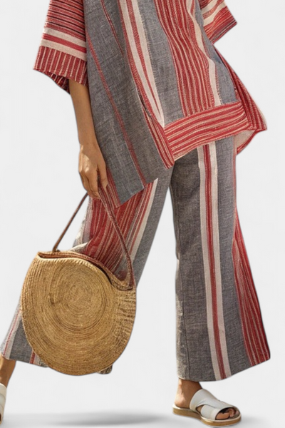 Ensemble Oversize Daisy en Lin avec Jupe à Rayures Rouge Corail et Grises, Style Moderne et Confortable
