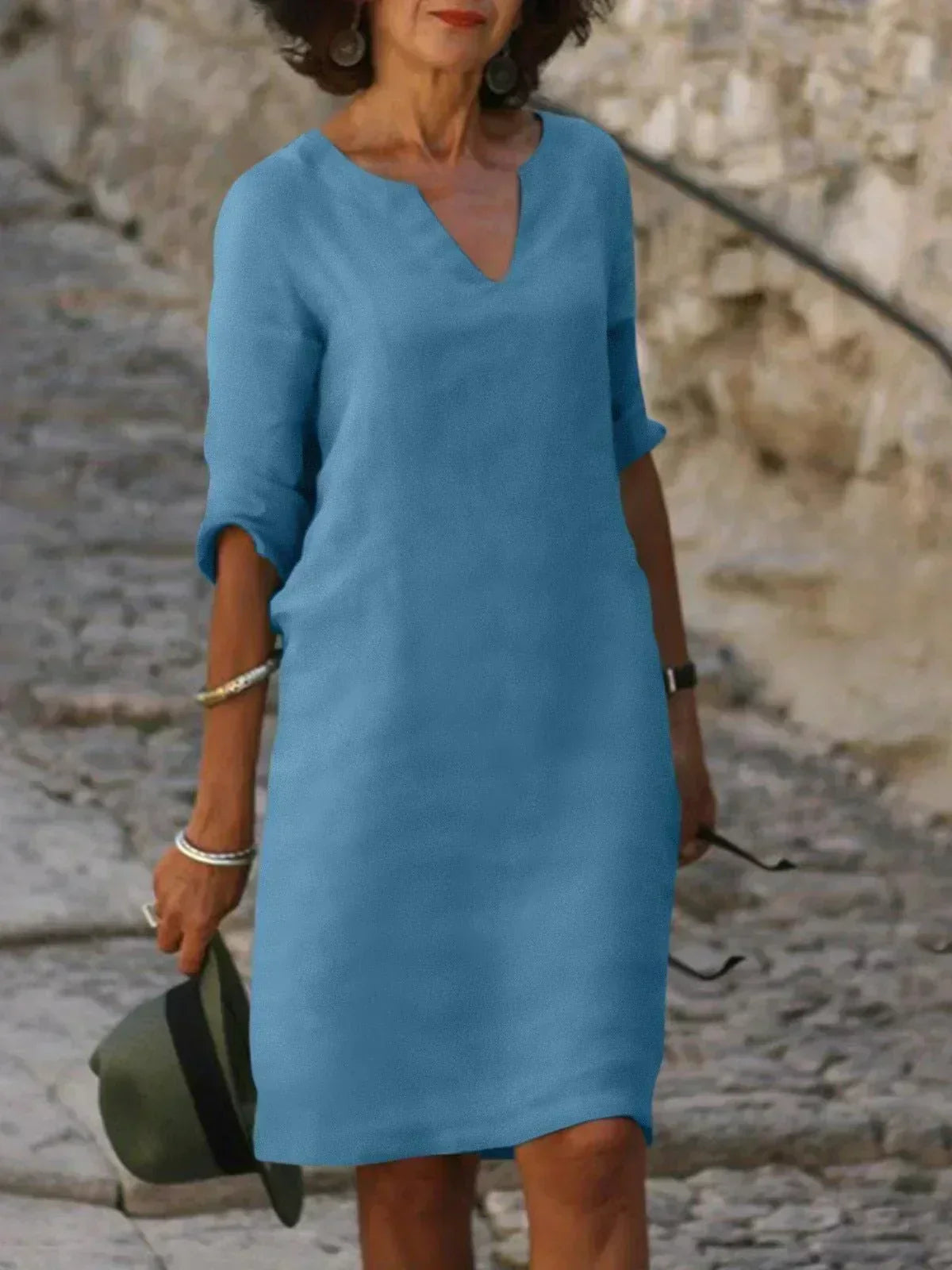Beatrice™ | Robe Élégante avec Décolleté en V Raffiné