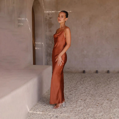 Sorrel | Robe Éclatante en Satin