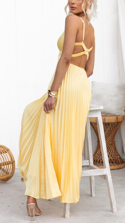 Eline | Élégante robe longue avec décolleté en V et jupe plissée