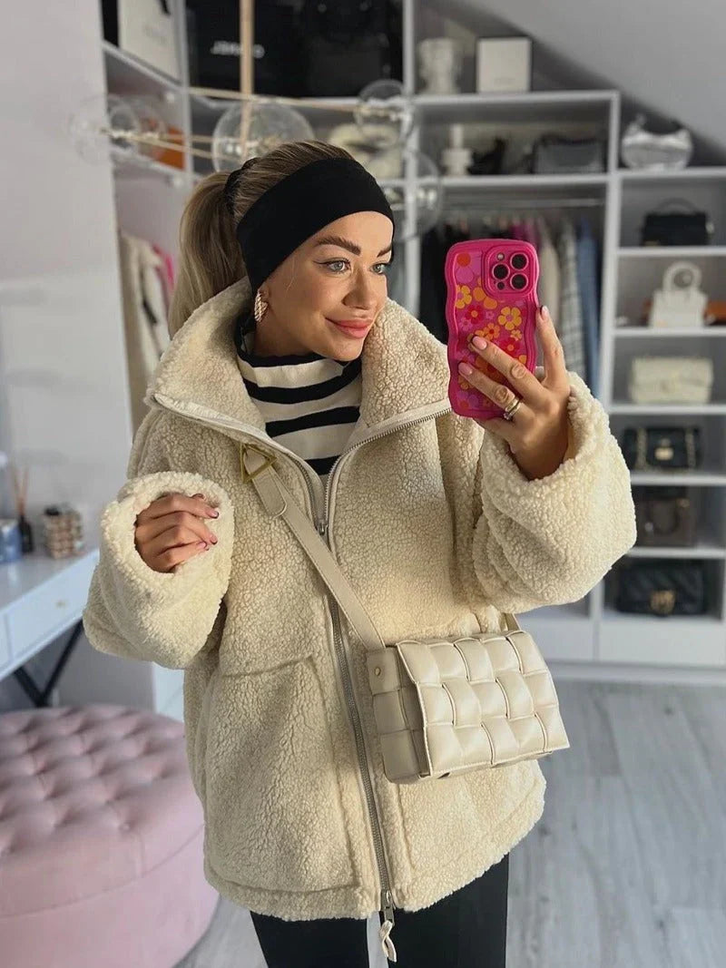 KAJA – Manteau en Teddy Doux