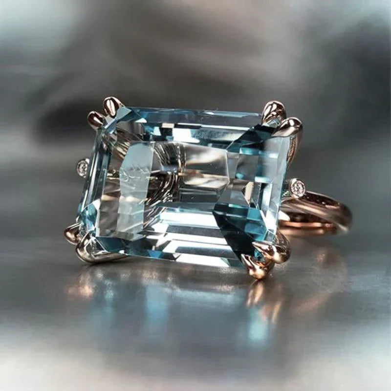 Bague Vintage en Zirconia Bleue