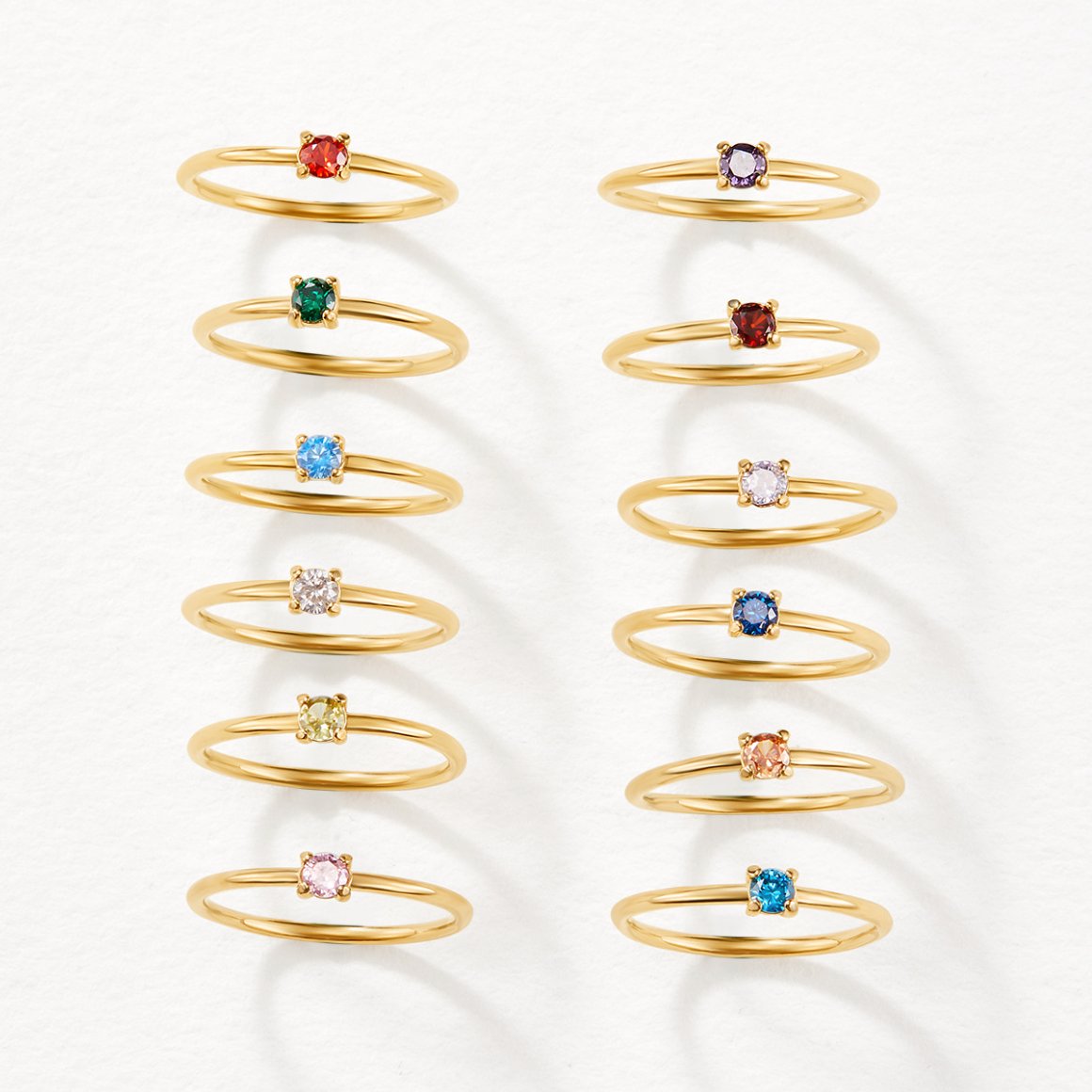 Bague en or avec pierre de naissance