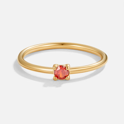 Bague en or avec pierre de naissance