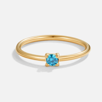 Bague en or avec pierre de naissance