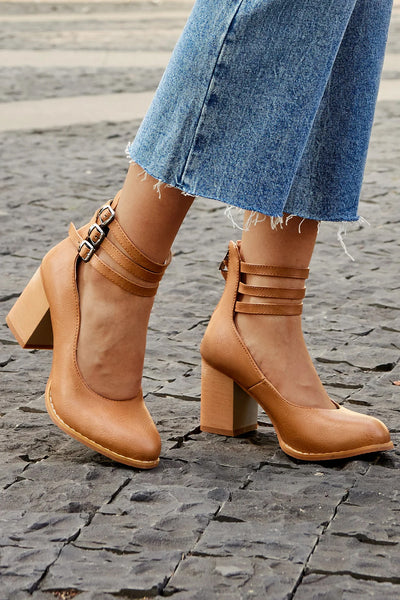 Caa™ | Sandales lisses avec bride de cheville et talon épais