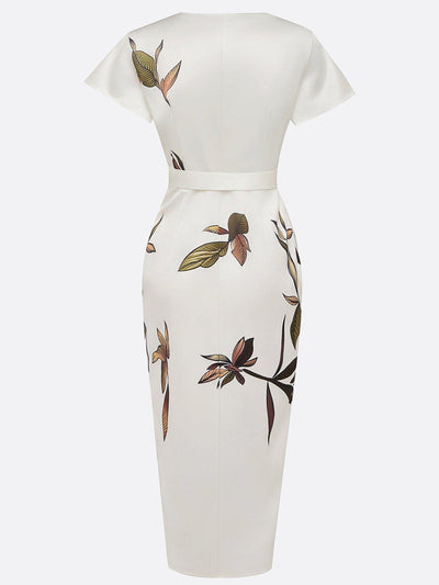 Robe midi ajustée en satin avec manches courtes et motif à feuilles blanches