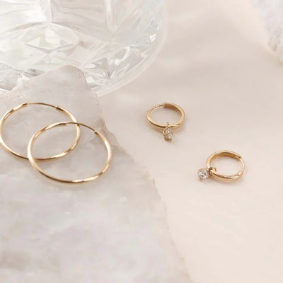 Boucles d'oreilles créoles avec pierres Larmes de Lune | Or