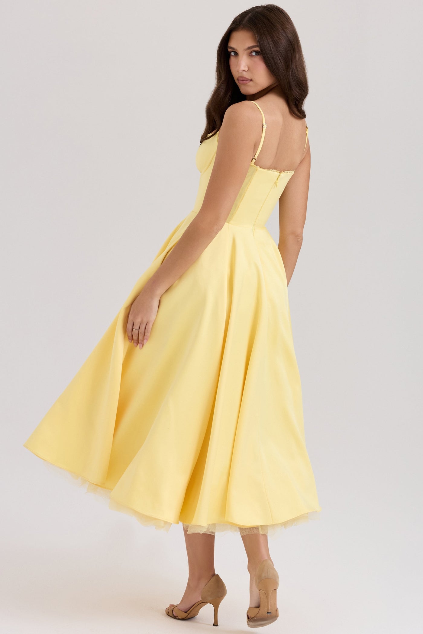 Cindy – Robe Midi en Tulle avec Charme Romantique
