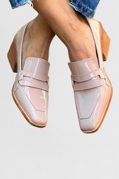 Mocassins en Cuir Verni Rose Sasha avec Bout Carré et Talon Haut