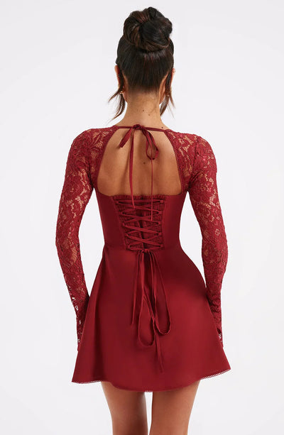 ANASTASIA™ | ROBE COURTE EN DENTELLE RAFFINÉE