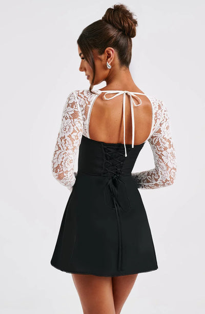 ANASTASIA™ | ROBE COURTE EN DENTELLE RAFFINÉE