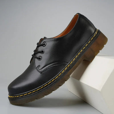 Martens | Chaussures élégantes à tige courte