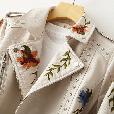 Livia™ | Veste avec broderie florale rétro